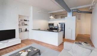 828 17th St, Denver, CO 80202