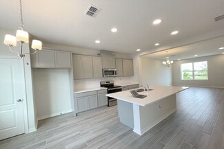 587 Pothos St, Apopka, FL 32703