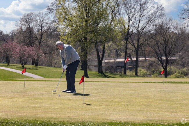 Practice your short game at Glen Echo Country Club near the Glen Echo Park neighborhood.