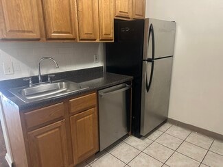 147 Main St, Ridgefield Park, NJ 07660