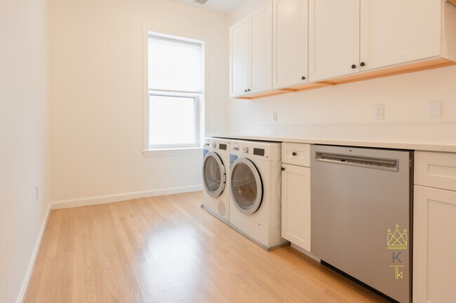 5 Davis Ave unit 6, Brookline, MA 02445 - photo 3