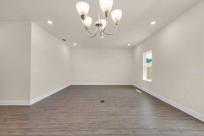 4694 Sago Palm Cir, Milton, FL 32571 - photo 5