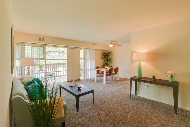 Hillen & Belvedere, Baltimore, MD 21239 - photo 4