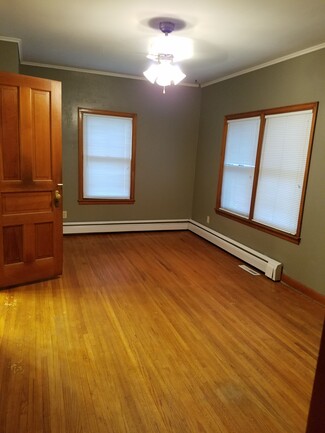 2555 University Ave, Dubuque, IA 52001