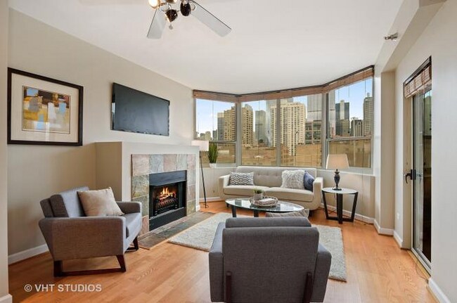 City View Tower unit 605, Chicago, IL 60661 - photo 6