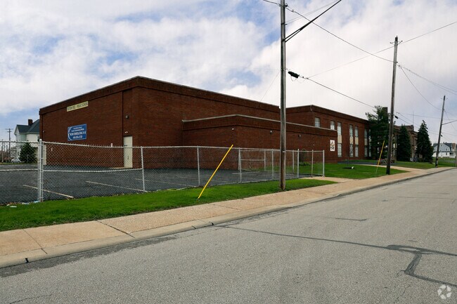 Admiral King Elementary School, Lorain