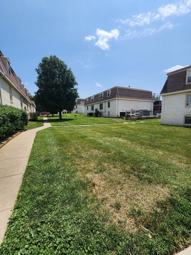 Huntley Ridge East at Hanley Ln., Frankfort, KY 40601 - photo 4