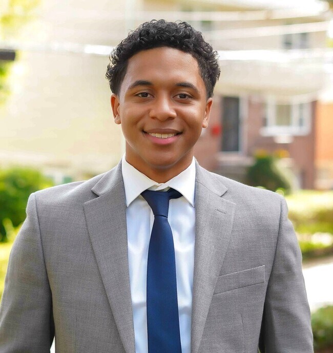 Agent Photo
