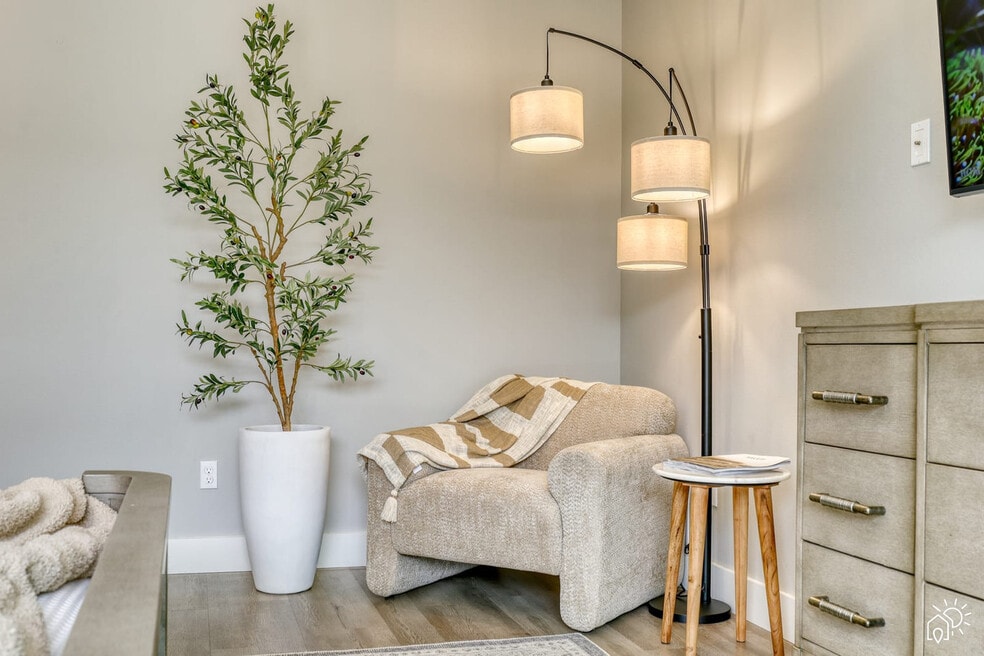 1669 Colleen St unit ID1346496P, Sarasota, FL 34231 - photo 1