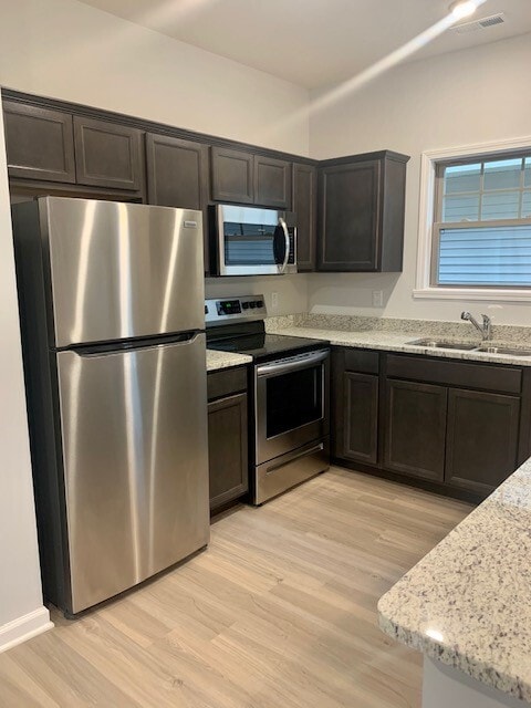 980 W 17th St, Bloomington, IN 47404