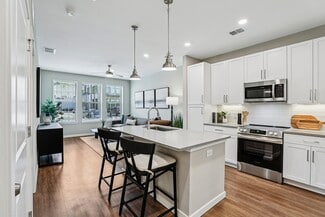 2300 Hooks St, Clermont, FL 34711