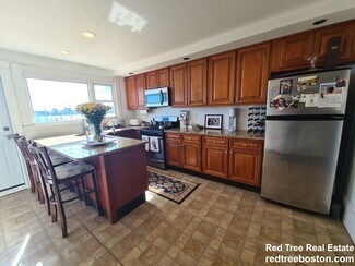 277 Webster St Unit 2, Boston, MA 02128