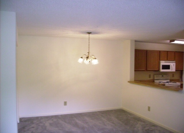 Otter Run Apartments, Jacksonville, FL 32233 - photo 6