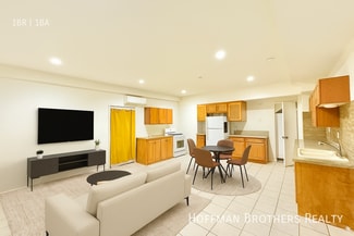 1023 Larch St Unit 4, Inglewood, CA 90301