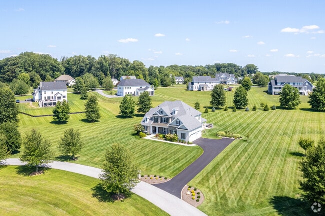 Many new developments in Jacksonville have prices from $800,000 to over $1 million.