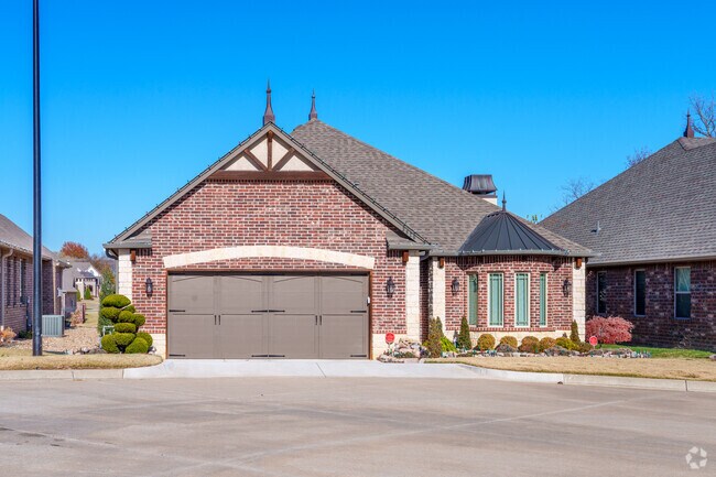 Rabbit Run offers many patio homes available to residents.