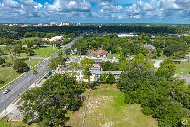 The Chiles Academy is a lifelong learning community.