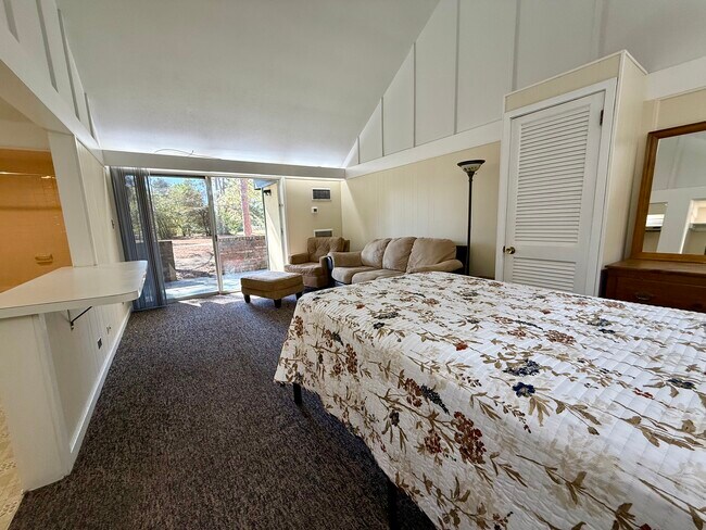 130 Fairway Ave unit 123, Southern Pines, NC 28387 - photo 6