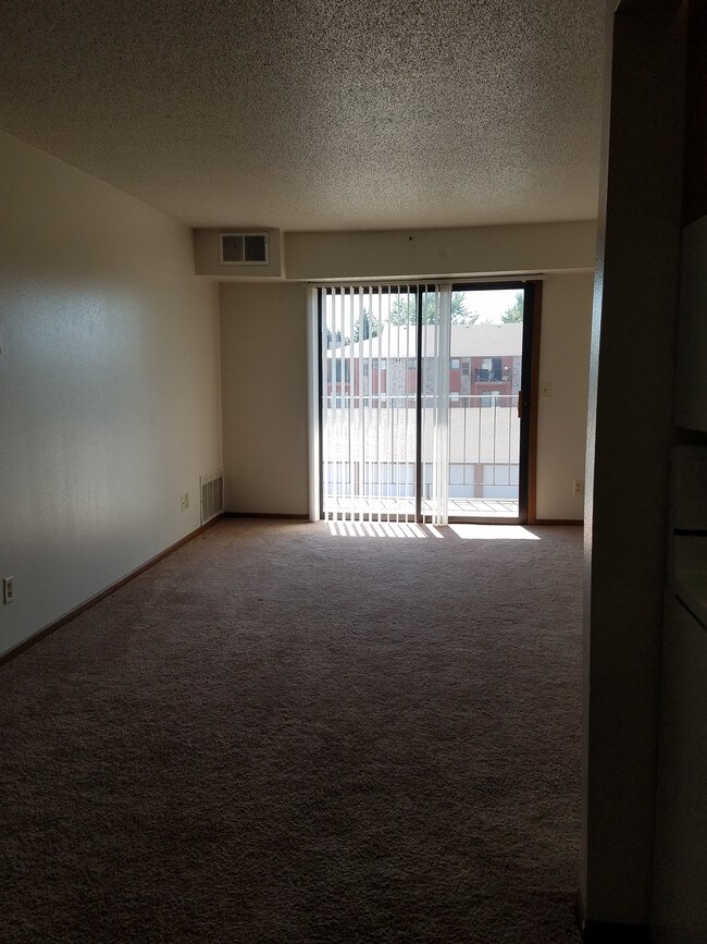 Cedar Park Apartments, Moorhead, MN 56560 - photo 4