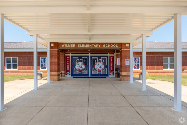 Wilmer Elementary School is an average rated school in the Semmes Alabama region.