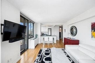 1438 3rd Ave Unit 26A, New York, NY 10028