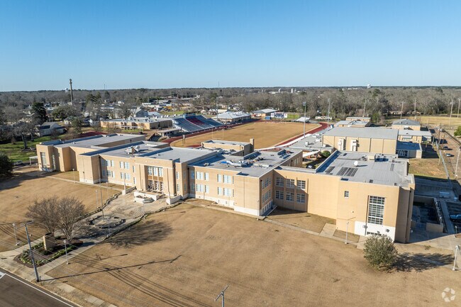 Brookhaven High School fosters a sense of community and school spirit among students and staff.