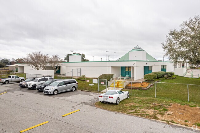 A.C. Alexander Elementary School provides students with the knowledge to become successful.