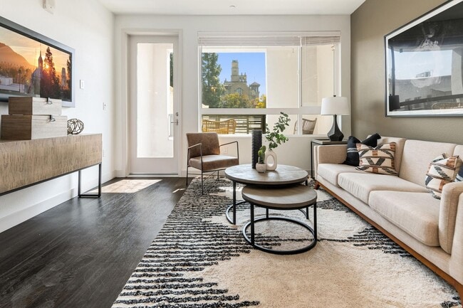 MARK Riverside, Riverside, CA 92501 - photo 5