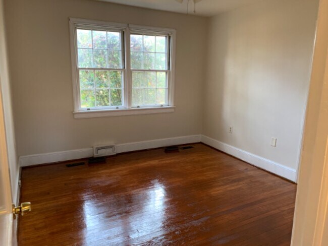 14201 Harrowgate Rd, Chesterfield, VA 23831 - photo 7