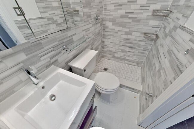 199 E 3rd St unit 5, New York, NY 10009 - photo 5