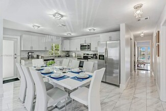 211 SW 4th Ave, Hallandale Beach, FL 33009
