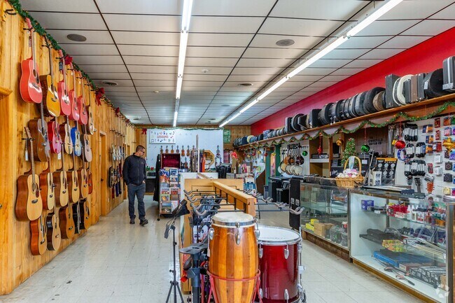 Springfield Guitar shop is the go-to place for any musician's need in Springfield.