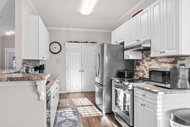 66 Woodmont Ln unit ID1302817P, Jefferson, GA 30549 - photo 6