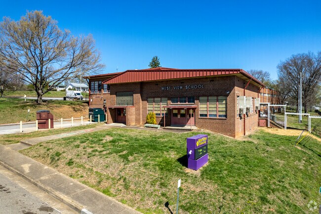West View Elementary School serves students in the West View community.