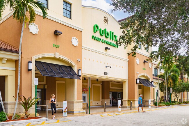 Publix is the preferred grocery store for Evergrene residents.