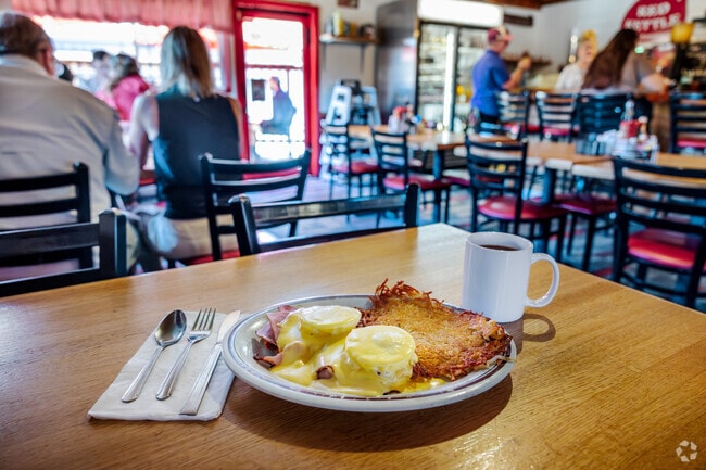 Sample the delicious Eggs Benedict Breakfast at The Red Kettle Diner in Idyllwild Mountain Park.