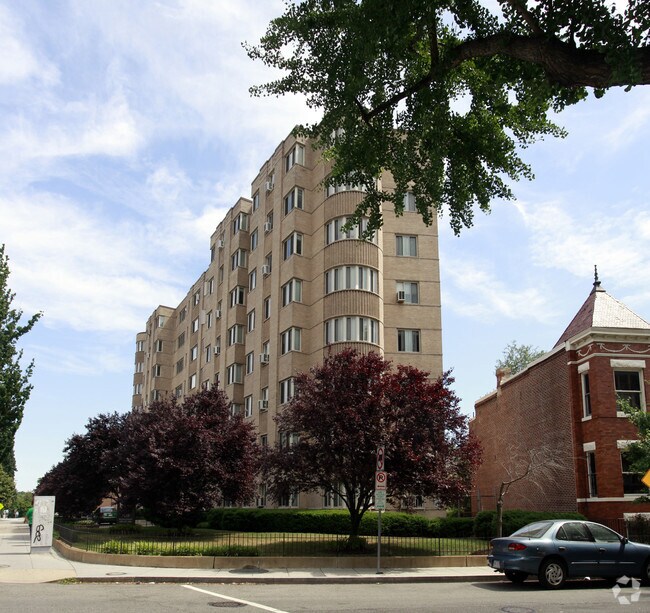 The Yorkshire, Washington, DC 20010 - photo 4