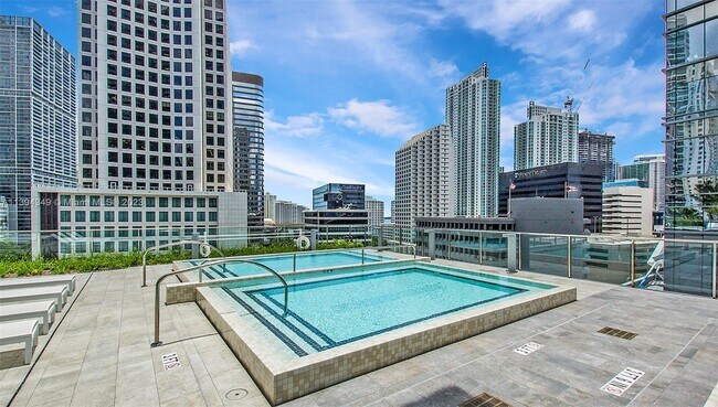 Reach Brickell City Centre unit 2107, Miami, FL 33131 - photo 2