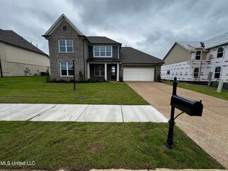 13596 Broadmore Ln, Olive Branch, MS 38654