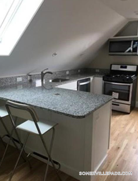 343 Beacon St Unit 3, Somerville, MA 02143