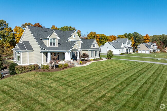 Live in a newly built home in Oregon Ridge.
