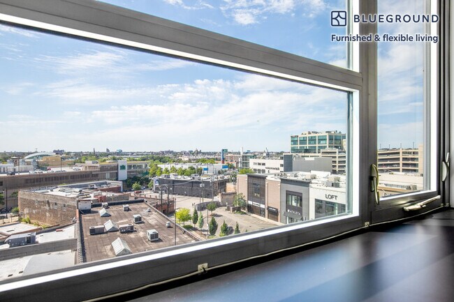 1515 N Fremont St unit FL8-ID316, Chicago, IL 60642 - photo 3