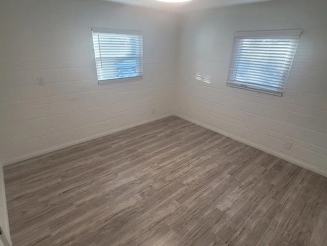 36745 Vista Del Lago St, Palmdale, CA 93551 - photo 3