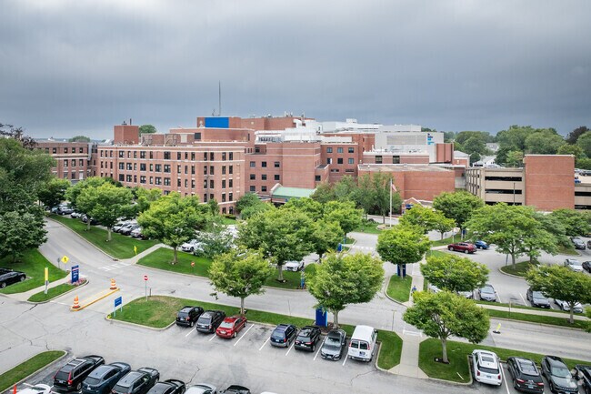 Lawrence and Memorial Hospital offers essential care to the residents of Williams, CT.