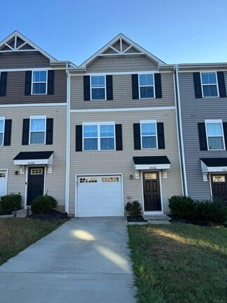 35166 Sara Ct, Locust Grove, VA 22508