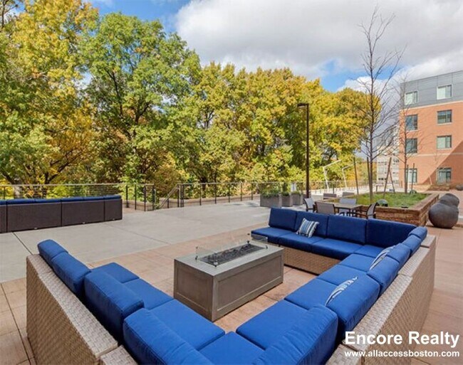 161 S Huntington Ave unit 423, Boston, MA 02130 - photo 6