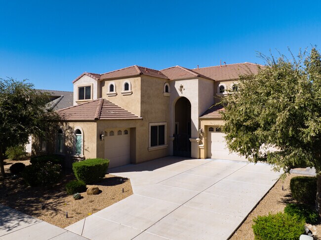 Homes in Emperor Estates only date back as far as the early 2000s.