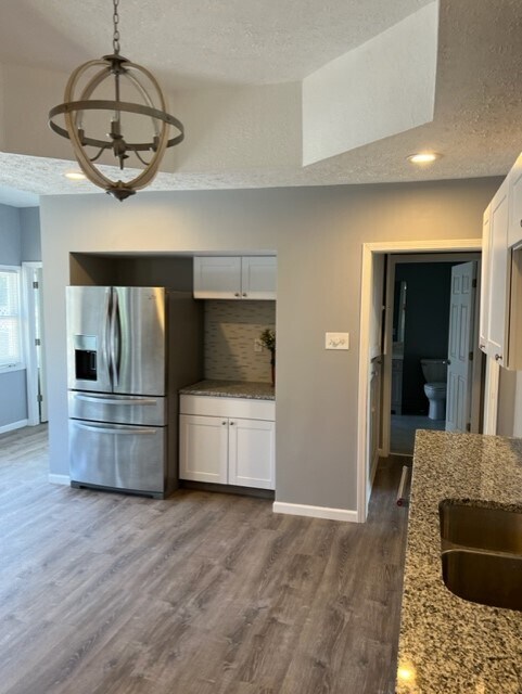 70 N London St unit 70 N London st, Mount Sterling, OH 43143 - photo 2