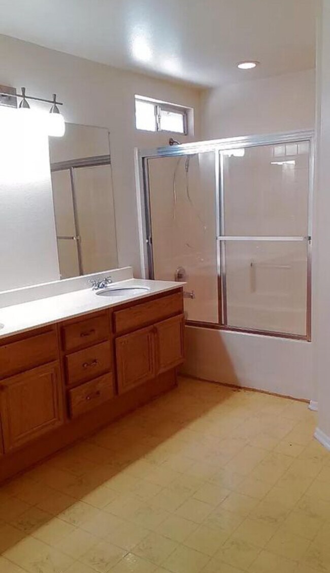 24630 Magnolia Place, Harbor City, CA 90710 - photo 7