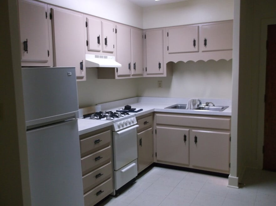 307 E Dominick St unit 33, Rome, NY 13440 - photo 1